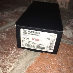 Oakley tungsten square, wire, sunglasses